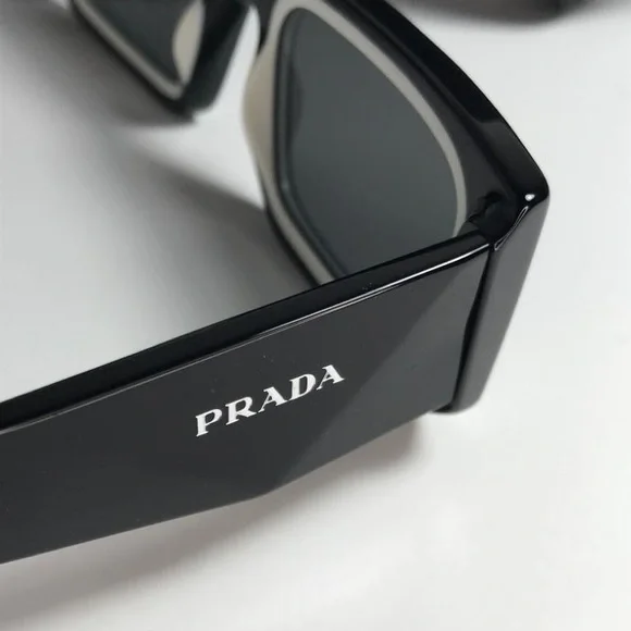 New - 💯Authentic - New - Prada Eyewear PR 06YS rectangle frame sunglasses - Picture 7 of 16